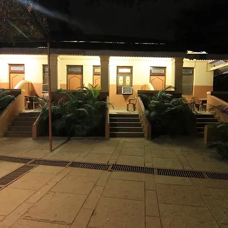 Gujarat Bhavan Hotel Matheran